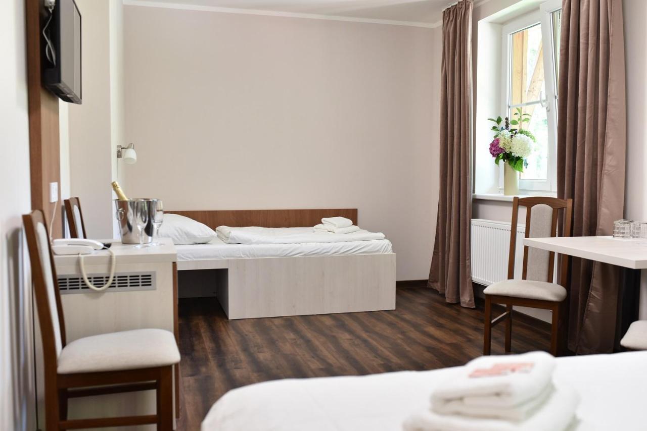 זאבז'ה Wellness Hotel Bozenov מראה חיצוני תמונה