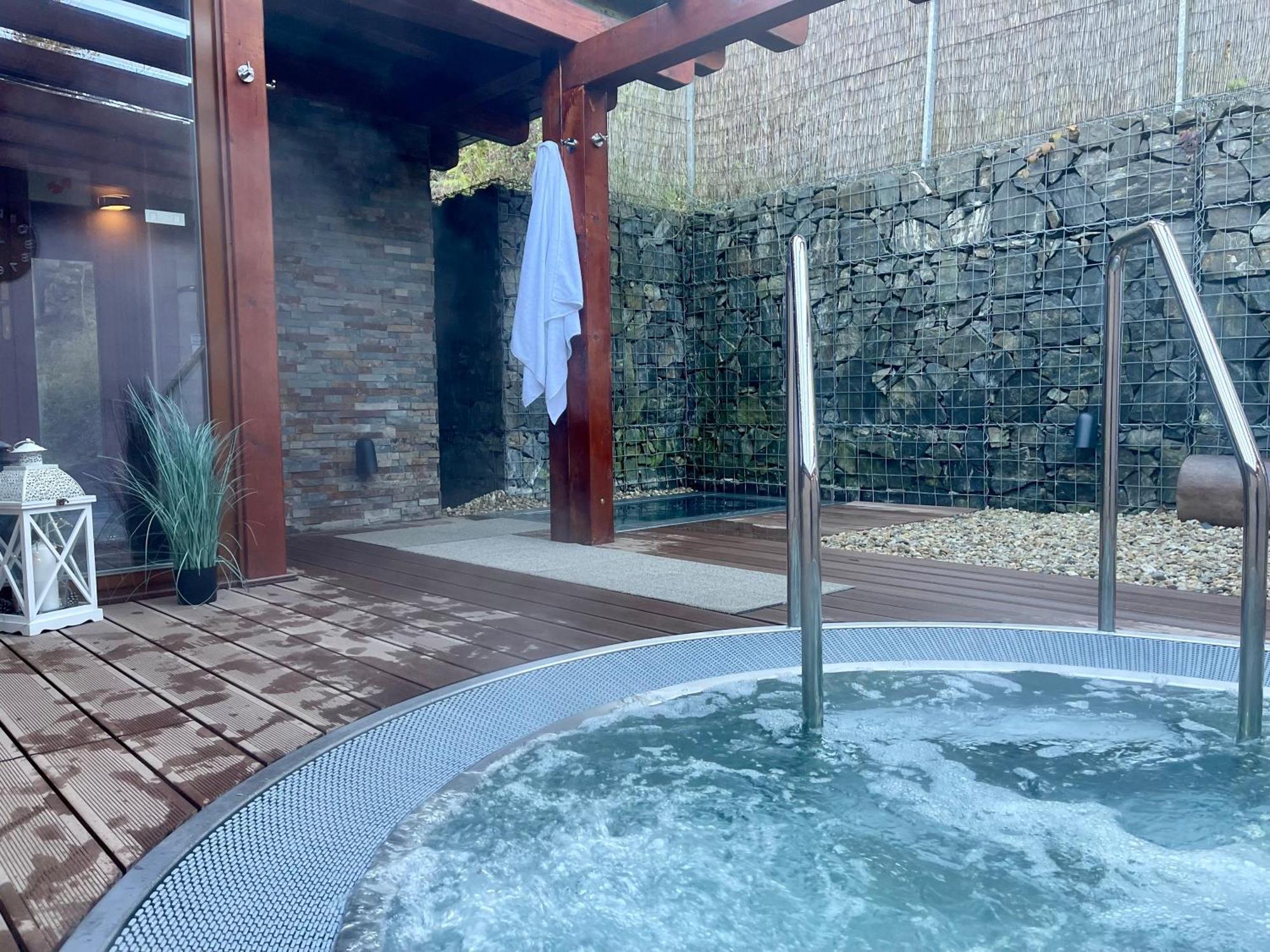 זאבז'ה Wellness Hotel Bozenov מראה חיצוני תמונה