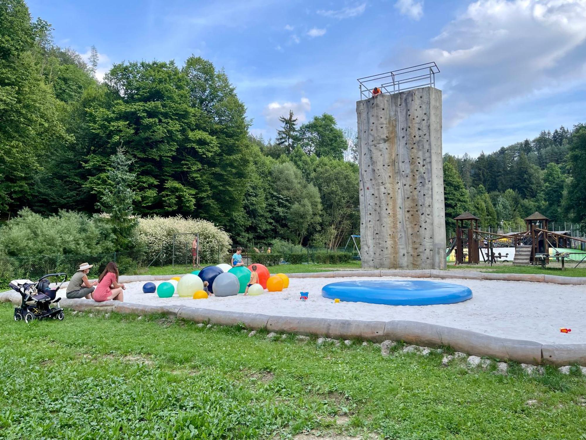 זאבז'ה Wellness Hotel Bozenov מראה חיצוני תמונה