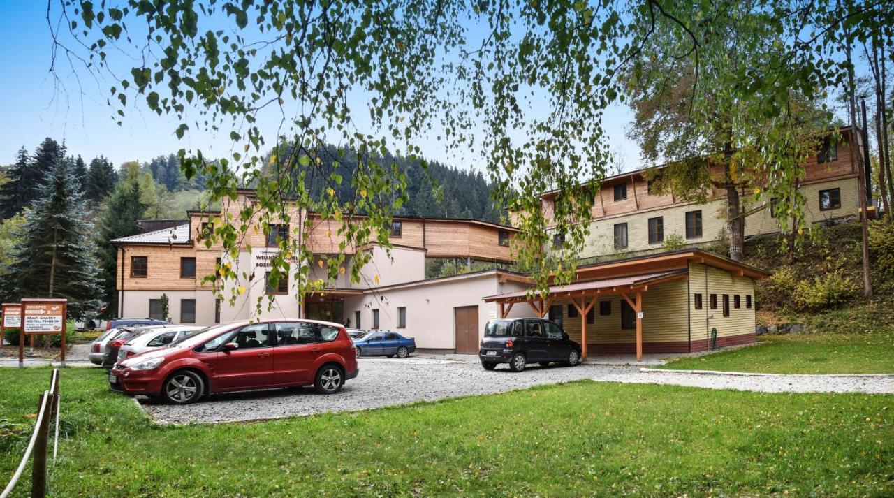 זאבז'ה Wellness Hotel Bozenov מראה חיצוני תמונה